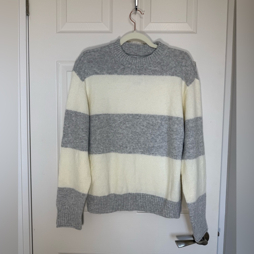 American Eagle relaxed fit Striped Cashmere feel Crewneck Sweater- size S